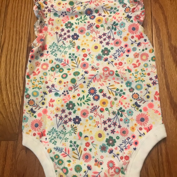 GAP Baby Print Flutter Bodysuit ivory frost floral - Picture 8 of 8